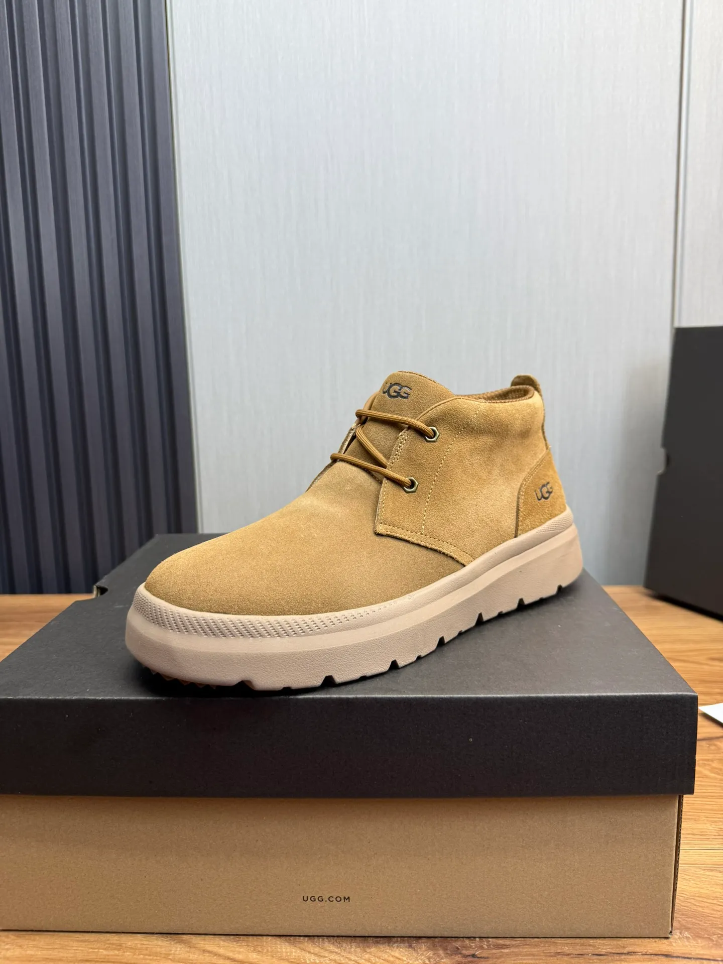 Men's shoes 💰480💰 [UGG] Hot winter warm boots 🐑Purely hand-stitched! Simple and stylish design, frosted cowhide➕Comfortable and warm wool➕UGG original outsole‼ ️Soft and comfortable to wear, good warmth retention, and excellent foot feel. Regular size 41-47